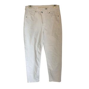 American Eagle Jeans Women's White Mom Jean size 8 High Rise Denim